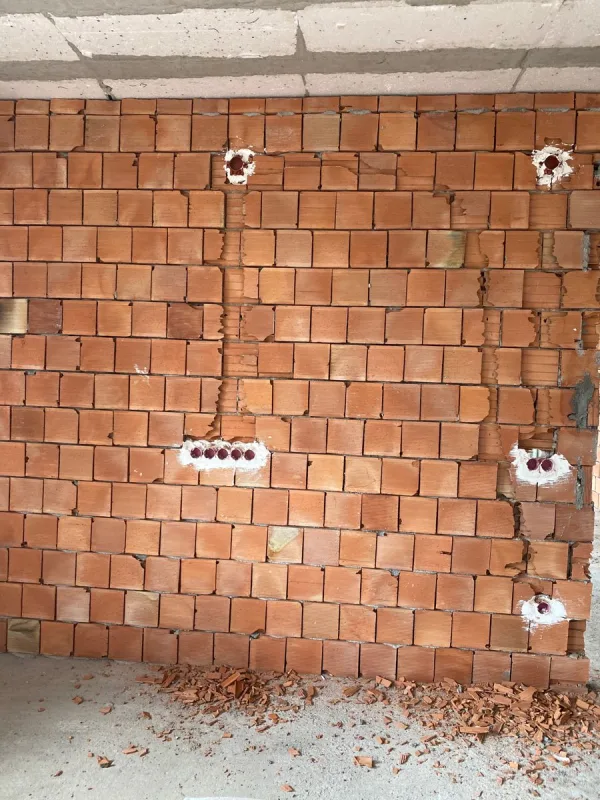 Elektrik Tesisatında Busbar mı, Kablo Tava Sistemleri mi? Karşılaştırmalı Analiz